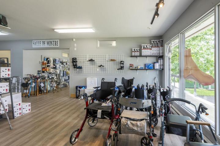 Notre centre orthopédique est un laboratoire d'orthèses et de prothèses fondé en 1984.